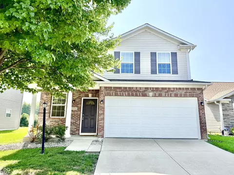 19334 Fox Chase Dr, Noblesville, IN 46062