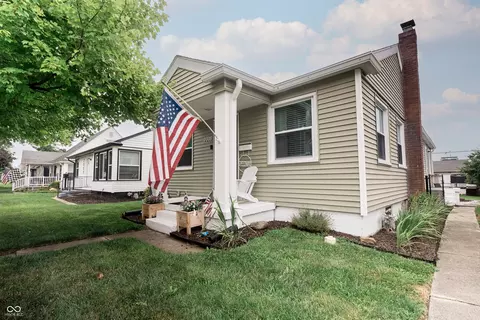 2005 Fisher Ave, Speedway, IN 46224