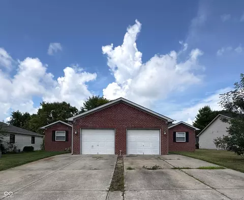 30 Grassyway Ct, Whiteland, IN 46184