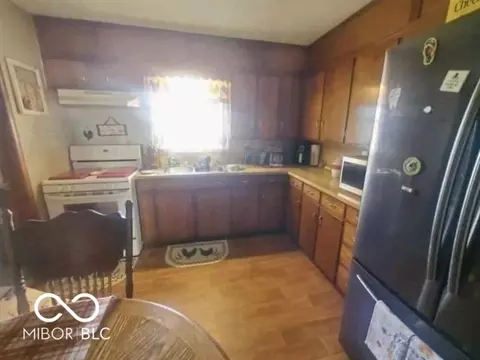 Kitchen - 1261 S Main St, Dunkirk, IN 47336 photo 1 of 1