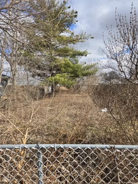 1721 Dawson St, Indianapolis, IN 46203