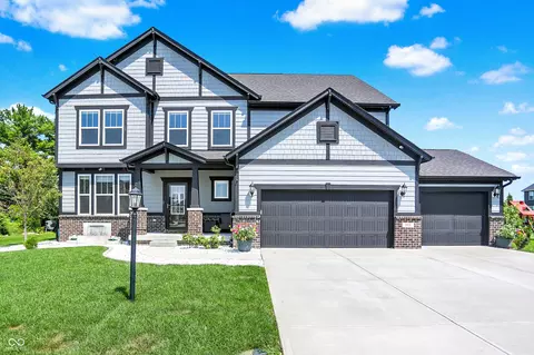 7907 Villa Cir, Avon, IN 46123