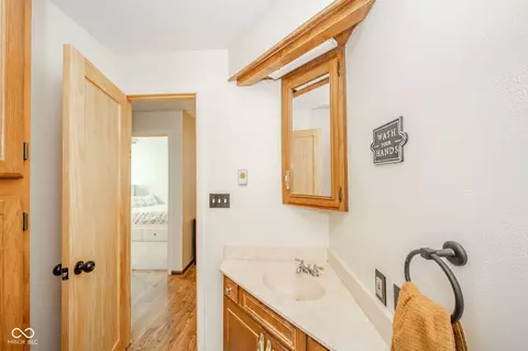 Bath - 770 Candlewood Dr, Pendleton, IN 46064 photo 1 of 3