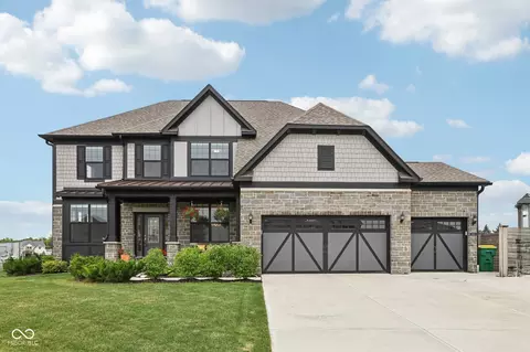 5423 Peachtree Rd, Zionsville, IN 46077
