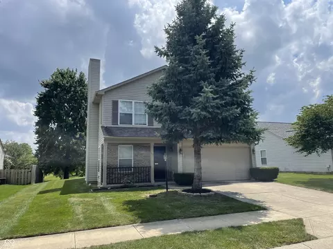 65 E Pine Ridge Dr, Westfield, IN 46074