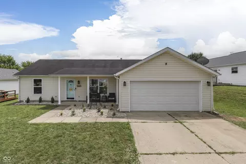 887 E Drybread Ln, Nineveh, IN 46164