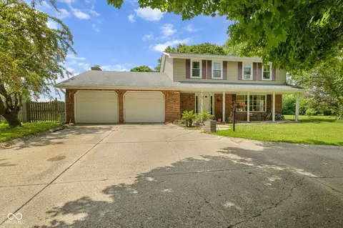 5855 Carriage Ln, Alexandria, IN 46001