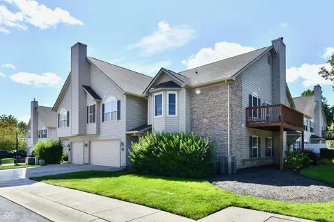 9397 Villa Woods Dr #213, Avon, IN 46123