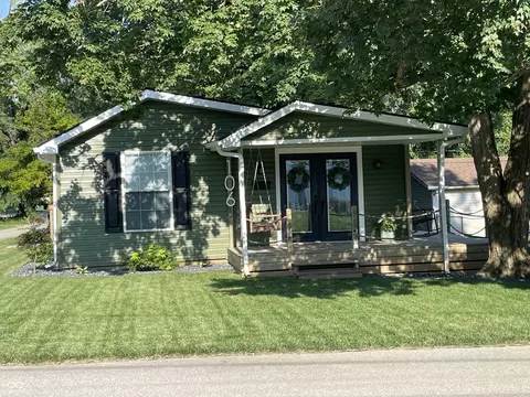 106 Ferry St, Madison, IN 47250 photo 3