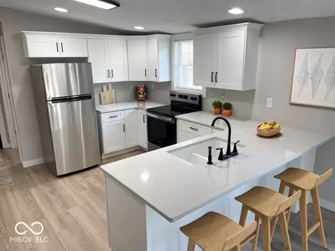 106 Ferry St, Madison, IN 47250 photo 9