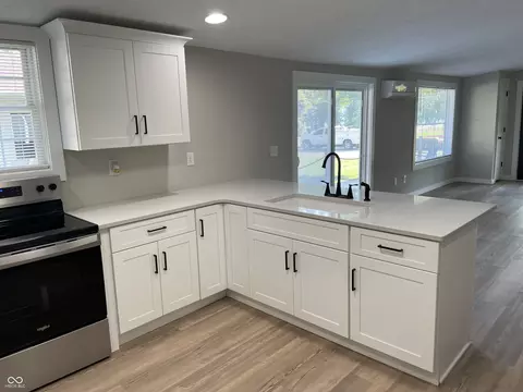 106 Ferry St, Madison, IN 47250 photo 11