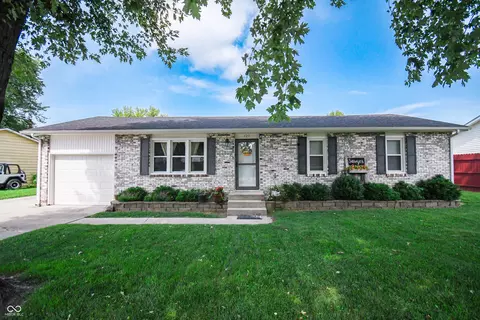 423 Cara Ct, Seymour, IN 47274
