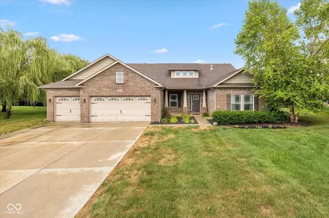 20956 Waters Edge Ct, Noblesville, IN 46062