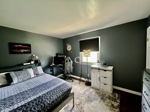 Bedroom - 12111 E Merilane, Columbus, IN 47203 photo 2 of 3