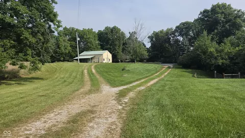 5397 E County Road 1000 N, Roachdale, IN 46172