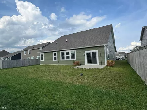 Exterior - 645 Kilmore Dr, Pendleton, IN 46064 photo 6 of 7