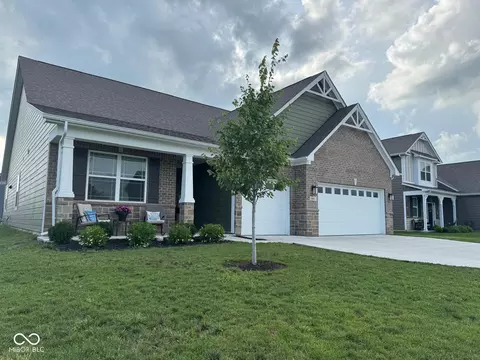 Exterior - 645 Kilmore Dr, Pendleton, IN 46064 photo 3 of 7