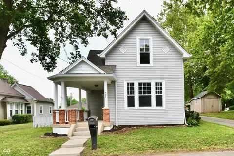 31 E Mill St, New Palestine, IN 46163