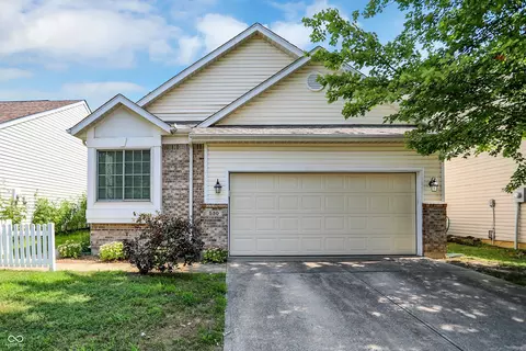 520 Chauncy St, Carmel, IN 46032