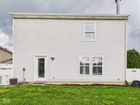 8193 S Firefly Dr, Pendleton, IN 46064 photo 19