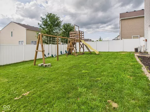 8193 S Firefly Dr, Pendleton, IN 46064 photo 20