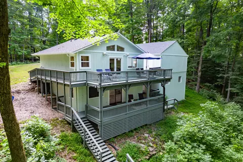 7028 Eel Dr, Nineveh, IN 46164