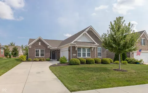 3960 Abbotsford Dr, Westfield, IN 46074