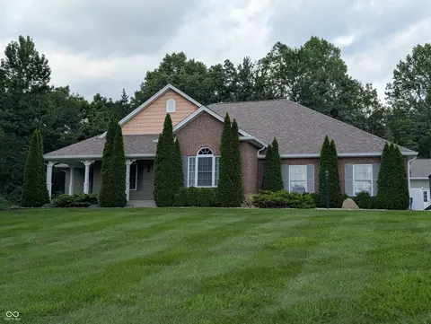 750 S Bay Hl, North Vernon, IN 47265