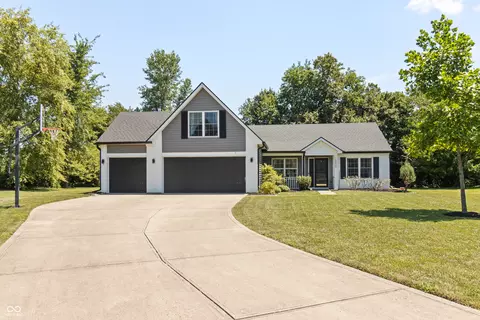 15837 River Birch Rd, Westfield, IN 46074