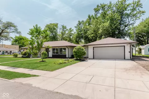 1708 Syracuse Dr, Lebanon, IN 46052