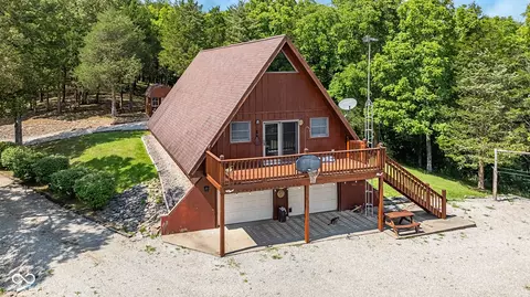 4616 Mathews Rd, Vevay, IN 47043