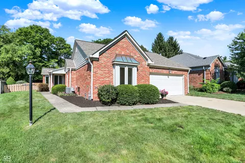 5012 Colfax Cir, Carmel, IN 46033