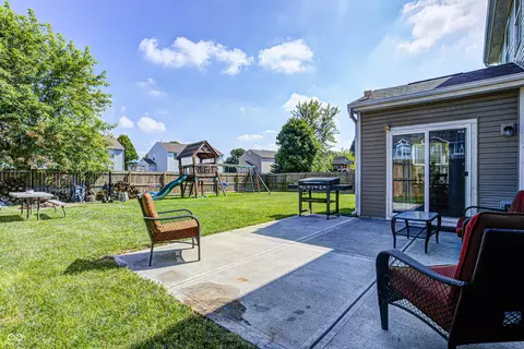 Exterior - 8554 Redditch Dr, Avon, IN 46123 photo 3 of 4