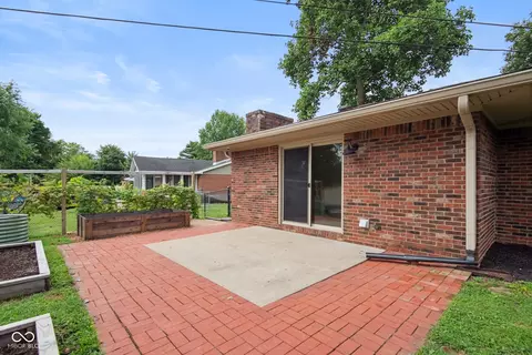 3859 Colonial Dr, Columbus, IN 47203 photo 30