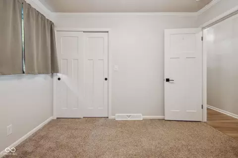 3859 Colonial Dr, Columbus, IN 47203 photo 10