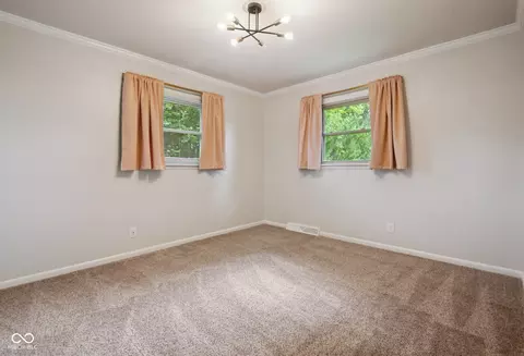 3859 Colonial Dr, Columbus, IN 47203 photo 11