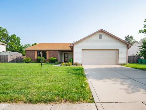 18081 Sanibel Cir, Noblesville, IN 46062