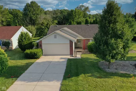 113 E New York St, Fortville, IN 46040