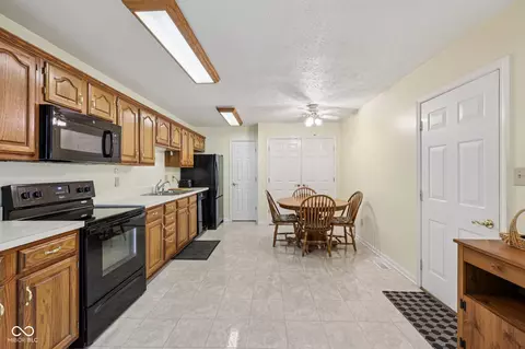 Kitchen - 251 Andrews Blvd, Plainfield, IN 46168 photo 1 of 5