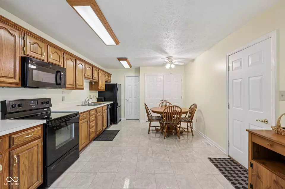 Kitchen - 251 Andrews Blvd, Plainfield, IN 46168 photo 1 of 5