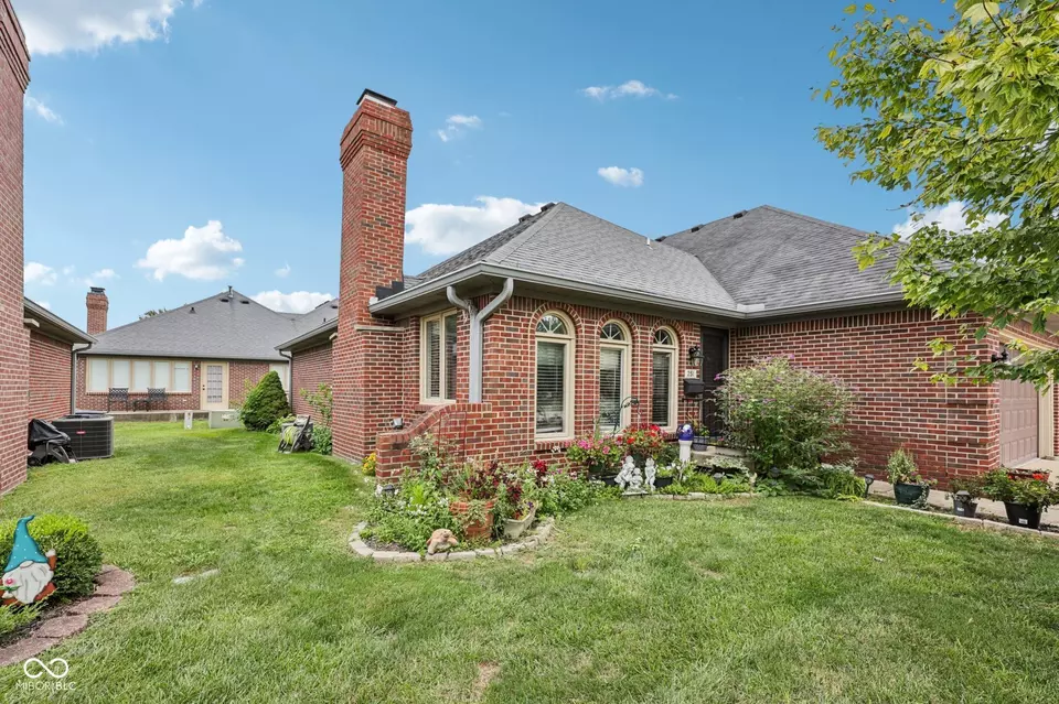 Exterior - 251 Andrews Blvd, Plainfield, IN 46168 photo 4 of 13