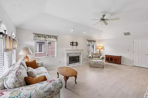 Living - 251 Andrews Blvd, Plainfield, IN 46168 photo 1 of 6