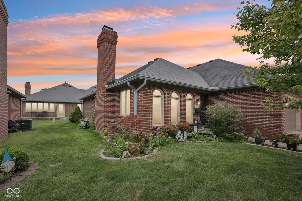 Exterior - 251 Andrews Blvd, Plainfield, IN 46168 photo 6 of 13