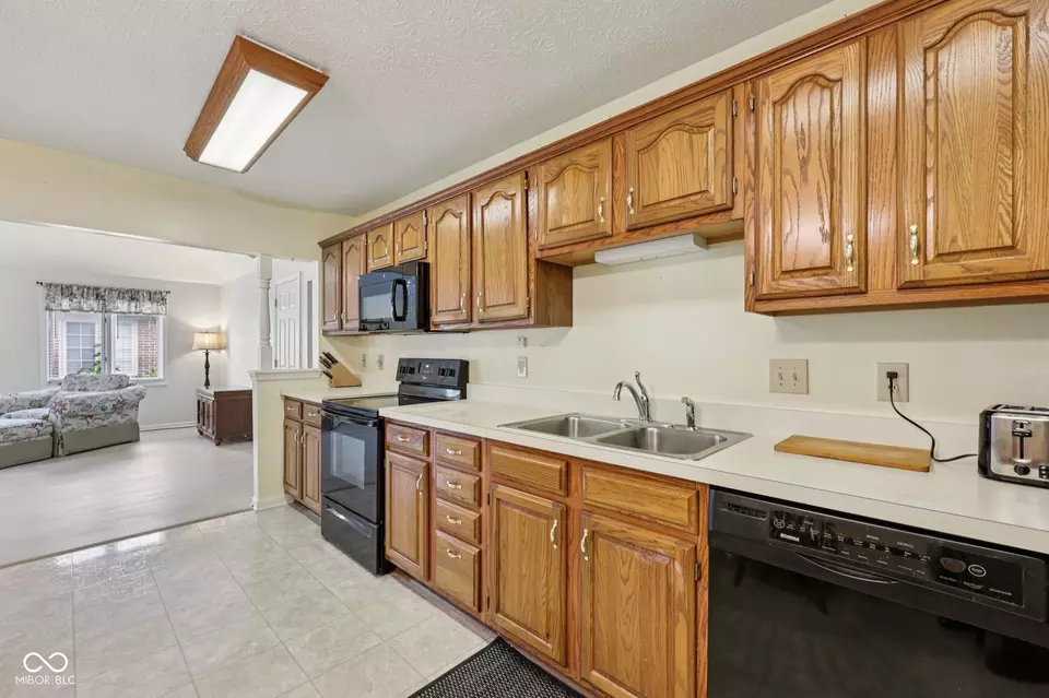 Kitchen - 251 Andrews Blvd, Plainfield, IN 46168 photo 5 of 5