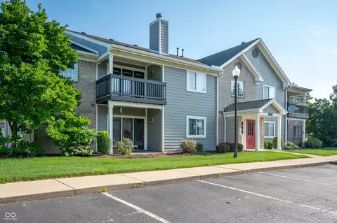 207 Keats Ct #205, Carmel, IN 46032
