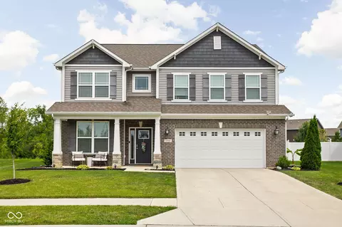 2900 Blazing Star Dr, Plainfield, IN 46168
