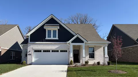 529 Regatta Ln, Plainfield, IN 46168