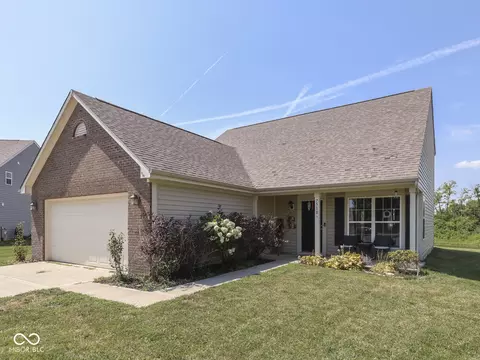 7518 Boundary Bay Ct, Indianapolis, IN 46217