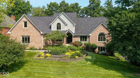 8726 Gordonshire Dr, Indianapolis, IN 46278