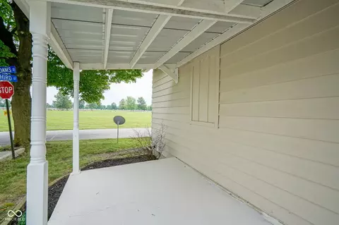 230 3rd St, Tipton, IN 46072 photo 4